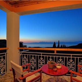 3 bedroom villa with pool & sea & mountain views, Episkepsi, sleeps 7